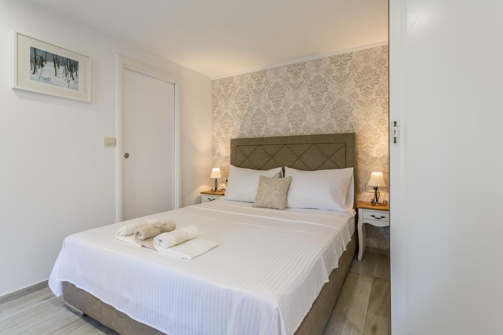Split Center Apartments Buitenkant foto